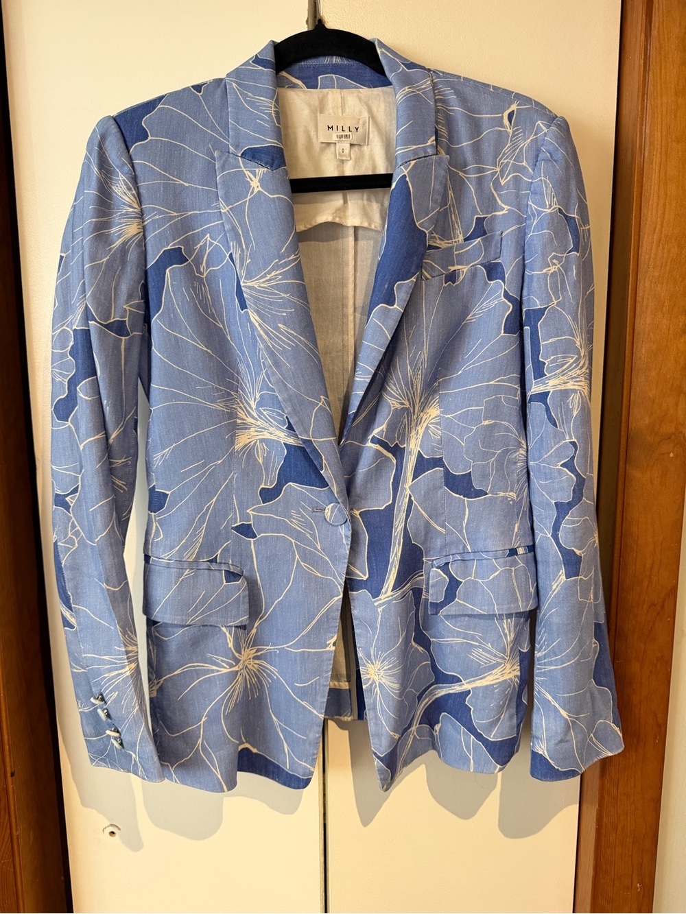 Milly Avery Blue and White Waterlily Blazer - Size 0
